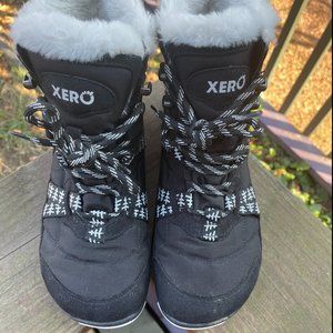 Xero Alpine Womens Boots US 8 - Black